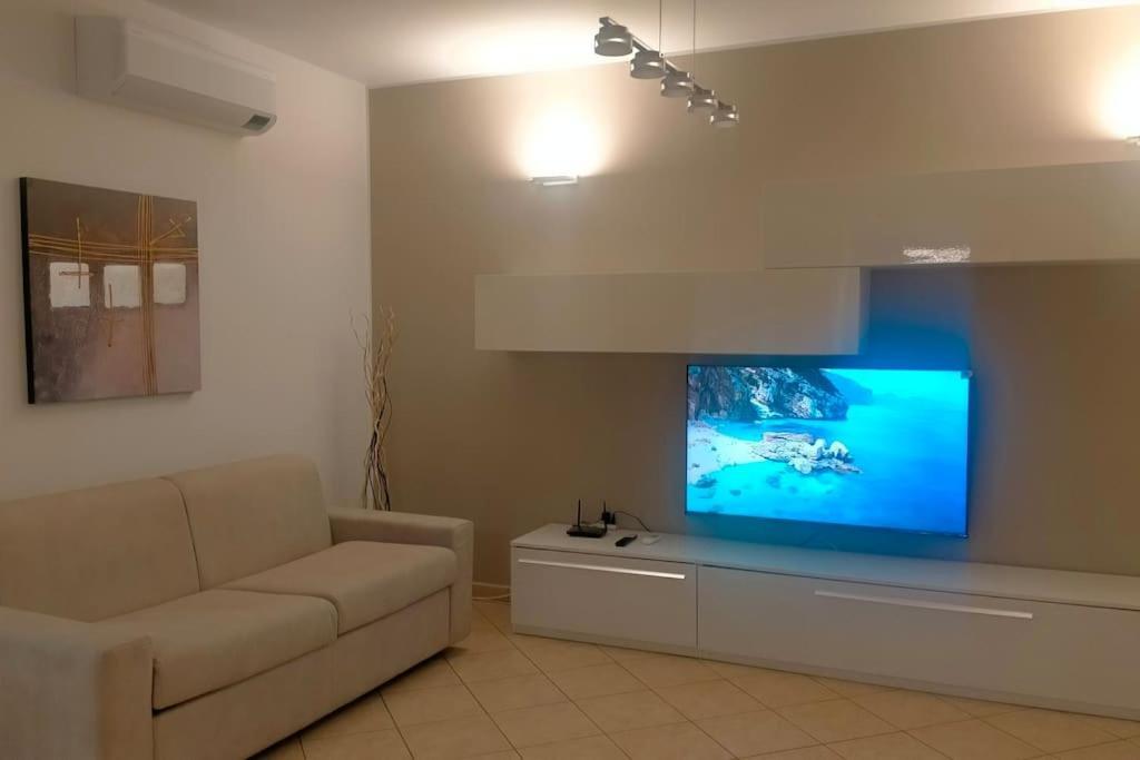 La Casa Smart Zona Stadio Терни Екстериор снимка