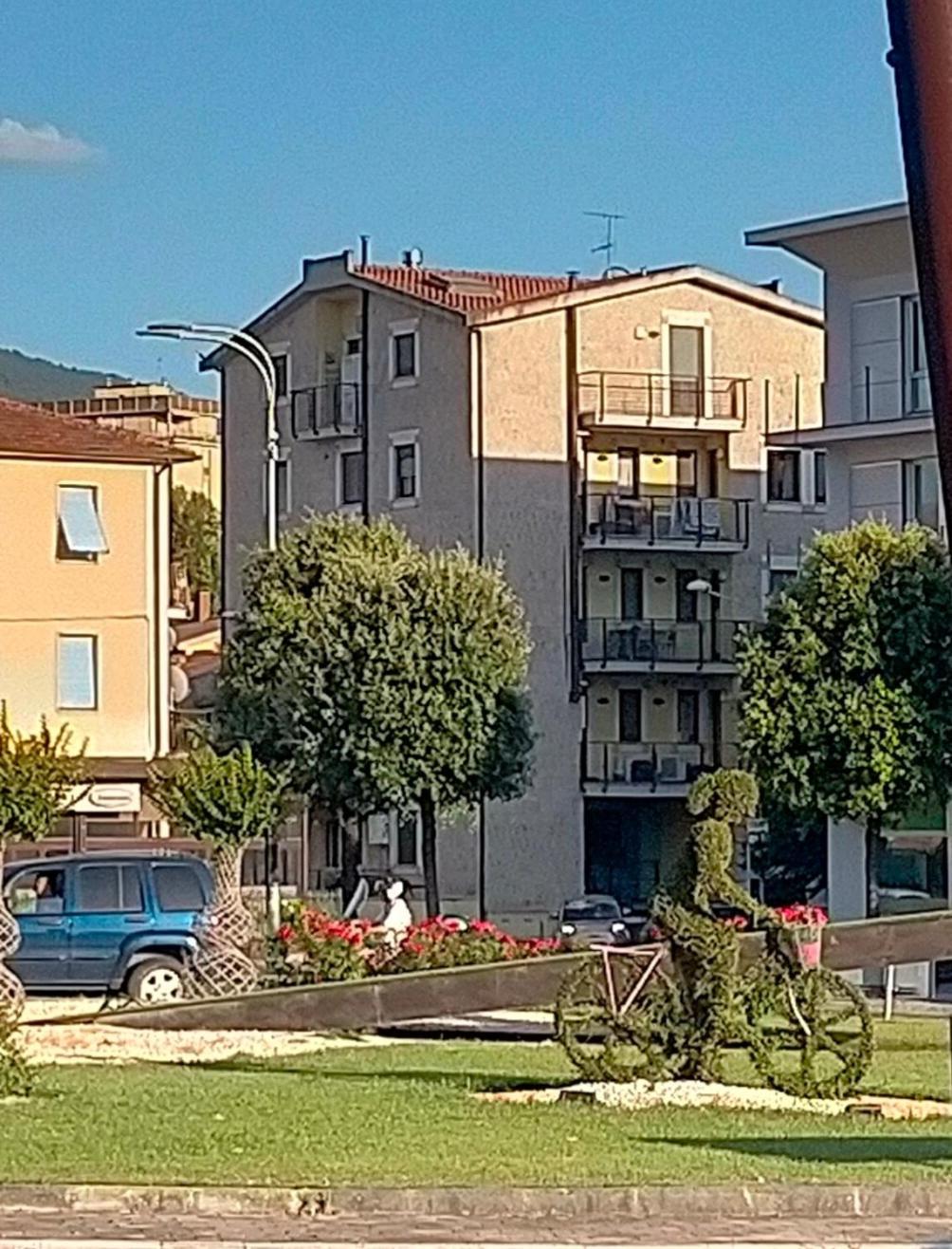 La Casa Smart Zona Stadio Терни Екстериор снимка